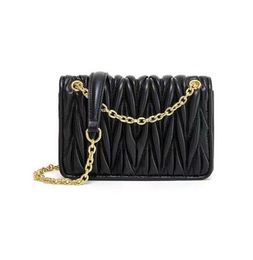 Womens Designer Shoulder Handbag Lady Crossbody Bag Zipper Closure Soft Leather Mini Black Metal Lettering cowhide Totes Tote bag