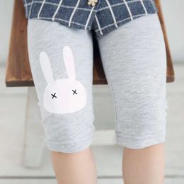 Flickor sommar söt casual för barn flicka tecknad kanin korta byxor barn godis färger knä längd leggings l2405