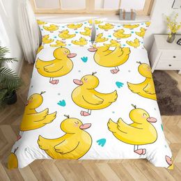 Bedding sets Cute Duck Duvet Cover Cartoon Yellow Set for Kids Boys Girls Comforter Animal Quilt with 2 case H240531