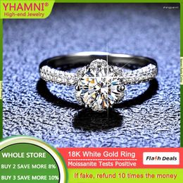 Cluster Rings Luxury 18K White Gold Diamond For Women Eternal Wedding Jewelry Real GRA VVS 1 Moissanite Bride Accessories