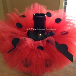 Skirts Hot Girls Red Tutu Skirts Baby Fluffy Tulle Dance Pettiskirts with Black Dots and Ribbon Bow Kids Birthday Party Costume Skirt Y240522