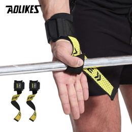 AOLIKES 1 Pair Weight Wrist Straps Fiess Bodybuilding Training Gym CrossFit lifting straps with Non Slip Flex Gel Grip L2405