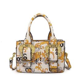 One Style Versatile Fashionable Printed Trendy Shoulder Oblique Cross Western Bag Texture Small Square Bag Atmosphere Women's Handbag New P6VA