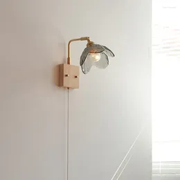 Wall Lamps Art Rotatable Rocker Arm Solid Wood Glass Petal Lamp Minimalist Log Bedroom Bedside Reading Lights Zipper Switch