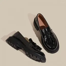 Casual Shoes 35-43 English Style Low Heel Black Women Tassel Patent Leather Loafers For