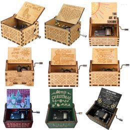 Decorative Figurines 1PCS Mini Wooden Music Box Hand Cranked Musical Vintage Boxes Lion King Valentine's Day Birthday Christmas Gift