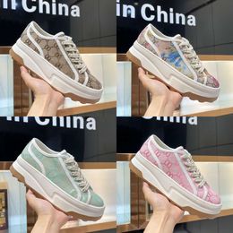 2024 Designer Women Casual Italy low-cut 1977 high top Letter Sneaker Beige Ebony Canvas Tennis Shoe Fabric Trims thick-soled Shoes