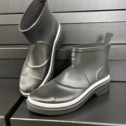 Luxury Top Brand Designers Square Toe Women Rain Boots Thick Heel Thicks Sole Ankle Boot Women's Rubber Boot G220720 good are quality 35-40