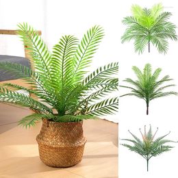 Decorative Flowers Large Artificial Leafs Plastic Palm Tree Branch Wedding Wall Decoration Green Leaf Fake Plant Decor Home Garden Party
