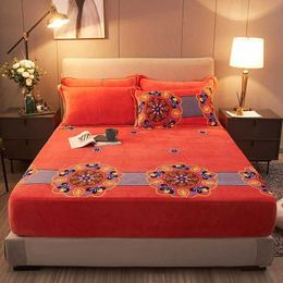 Bedding sets WOSTAR Winter warm coral fleece fitted sheet elastic mattress cover velvet bedspread single double bed linens bedding king size H240521 78SV