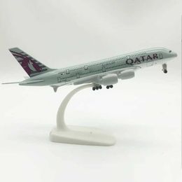 Aircraft Modle 20CM 1 400 Scale A380 QATAR Airlines Aeroplanes Plane Aircraft With Landing Gears Alloy Model Toy For Collections Y240522