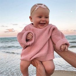 Autumn Winter Warm Newborn Baby Solid Color O-Neck tröja Spädbarn Girl Boy Loose Fit Long Sleeve Sticked Pullover Top L2405 L2405