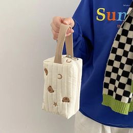 Cosmetic Bags Embroidery Bear Makeup Bag Quilt Cotton Canvas Women Zipper Organizer Cute Wrist Make Up Pouch Portable Toiletry Case