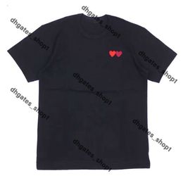 Fashion Mens Cdg Shirt T Shirt Garcons Designer Shirts Red Commes Heart Casual Womens Des Badge Graphic Tee Heart Behind Letter On Chest Play Shirt Sleeve 641