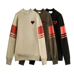 Autumn and winter Men hoodies new round neck sweater contrast Colour iconic triangle LOGO towel embroidery9426512