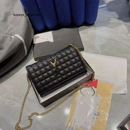 Top Handbag Designer Women's Bag Fashion Single Shoulder Crossbody Bag Trend All-in-one Underarm Bag Small Handbag Coin Purse For Men And Women 6TAO