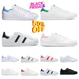 OG Superstar Casual Shoes Women Men Flat Sneakers White Gold Black Red Navy Sliver Shoe Superstars 80S Pride Sneaker Designer Stan Smith Mens Womens Trainers