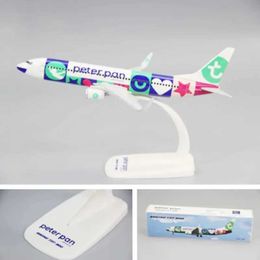 Aircraft Modle 1 200 Scale B737-800 Peter Pan Airline ABS Plastic Aeroplane Model Toys Aircraft Plane Model Toy Assembly Resin for Collection Y240522