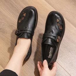 Casual Shoes Autumn Women Loafers Slip On Flat Female Leather Breathable Mother Comfortable Flats Driving