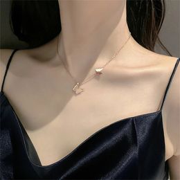 New Cute Butterfly Charm Choker Necklace Female Rose Golden Colour 14K Gold Animal Pendant for Women Jewellery Christmas Gift