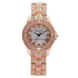 Модные алмазные инкрустации женского часа Quartz Roman Scale Watch