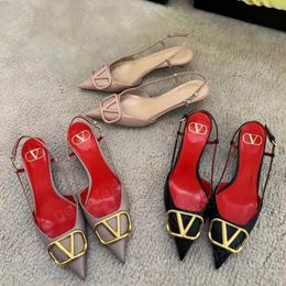Designer tacchi alti sandali classici fibbia in metallo puntato tacco di punta estate vere le cuoio da donna scarpe da sposa