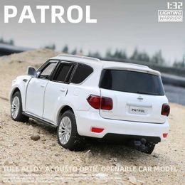 Diecast Model Cars 1 32 Nissan Patrol SUV Alloy Car Model Diecasts Metal Toy Vehicles Car Model Collection Simulation Sound and Light Kids Toy Gift