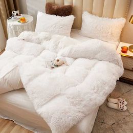 Bedding sets WOSTAR Winter warm plush duvet cover pink mink velve+fluffy flannel quilt 220x240 king size luxury double bed bedding set H240521 Y29M