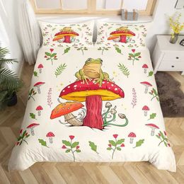 Bedding sets Red Mushroom Kawaii Comforter Set Twin Size Kids Botanical Plant Theme Print Quilt Bed for Boys Girls Adults H240521 2NSD