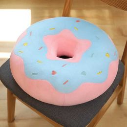 Plush Dolls Decorative donut plush pillow like a truly magical ring shaped food plush soft creative seat cushion pillow Christmas gift H240521 QKKB