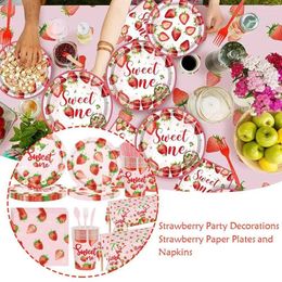 Disposable Dinnerware Paper Plate Tablecloth Towel Pink Strawberry Fruit Theme Party Set Practical Decoration Supplies