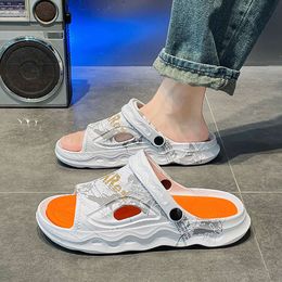 2024 Summer Sandals Mens Fashion Slippers Dual Use Casual Slides Beach Shoes