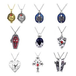 Pendant Necklaces Vampire Diary Necklace Retro Catherine Pendant Fashion Movie Jewelry Wholesale Role Playing for Women d240522