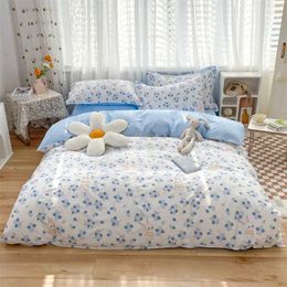 Bedding sets High Quality Cotton Set 1 Duvet Cover 2 cases Cartoon Sky Blue Flower Pattern Design 16 SizesCustomizable H240521 4RJ8