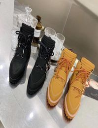 2019 Martin boots ankle boots Women Men Latest designer boots Golden chain reaction sneakers decoration size 3545 for lovers mode9290983