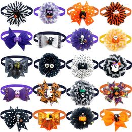 Dog Apparel 50pcs Halloween Ties Pet Cat Neckties Accessories Adjustable Sequin Bowknot Puppy Holiday Grooming Product Supplies