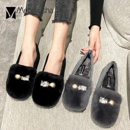 Casual Shoes Luxury Fur Flats Woman Crysatl Metal Ball Plush Loafers Winter Cotton Women Fleeces Furry Moccasins Plus Size 40-43