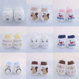 New mittens Gloves Cute Cartoon Infant Pure cottonGirlt Scratch Newborn MittsBoy Fabric Baby Care product Christmas L2405