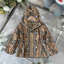 Top kids Hooded jacket Mesh lining designer Baby coat Size 100-160 Multi color cross stripes toddler clothes Nov05