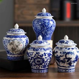 Storage Bottles China Style Ceramic Tank Ornament Blue And White Porcelain Tea Pot Kitchen Garlic Ginger Jar Container Restaurant Decor