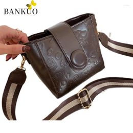 Shoulder Bags BANKUO Women's Vintage Ladies Bag Leather PU Large-capacity Casual All-match Bucket Girls Zip Crossbody X244