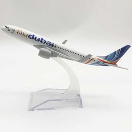 Aircraft Modle 16CM B737-800 FLY DUBAI airlines 1/400 SCALE Aeroplane model toys aircraft diecast plastic alloy plane gifts for kids Y240522