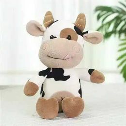 Plush Dolls 26CM Cartoon Milk Cow Plush Doll Cute Simulation Cow Plush Toy Soft Fill Sweater Cow Pillow Girls Birthday Gift H240521 Z7IT