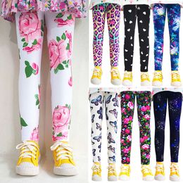 Cartoon da moda feminino Feitocos de primavera e outono meninas Slim Fit Flower Leggings Summer Children's Calça L2405