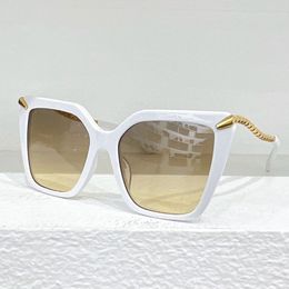 Summer Fashion Designer Sunglasses for Men Women Luxury Retro Sunglasses Large Square Box Metal Irregular Mirror Legs Sunglasses UV400 Goggles Outdoor Beach Trend