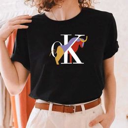 Men's T-Shirts 2024 fashion summer womens oversized T-shirt letter printed womens classic fashion round neck short slve family clothing T240522