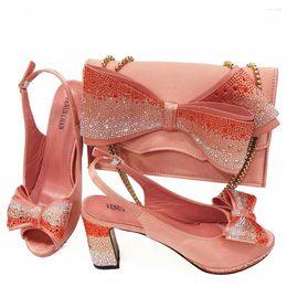 Dress Shoes 2024 Selling Peach Color Pointed Toe Fish Billed High Heels Ladies Matching Bag Set For Mature Women Wedding Party