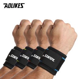 AOLIKES 1Pair Adjustable weightlifting wristband Fiess Bandage Wrist Support Protective gear wrist band Tennis Brace L2405