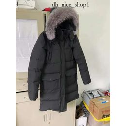 Moose Down Jacket Canada fear of ess Men's Coats High Real Womens Canadian Woman And moose knuckels Jacket Black Fur White Duck Down essentialsclothing 851