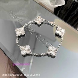 10A Vancllfe Designer High Luxury Exquisite Womens Bracelet Version Advanced Leisure Social Essential Real Gold Four Leaf Grass Platinum Five Flower for Womens